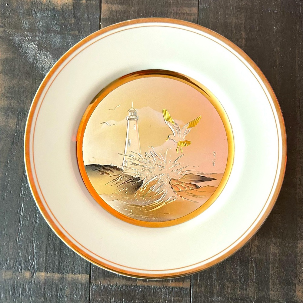 Dynasty Gallery Collector's Plate Lighthouse Seagull 24KT Gold Rim